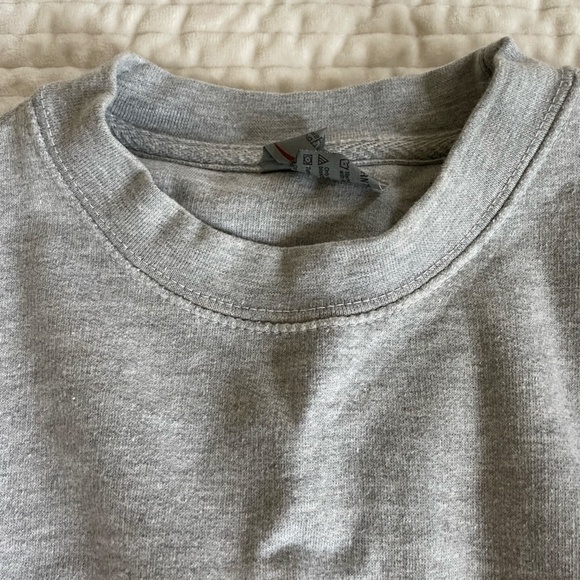 MERRY CHRISTMAS SHITTER'S FULL GREY W/RED SWEATSHIRT SIZE SM - Picture 5 of 10